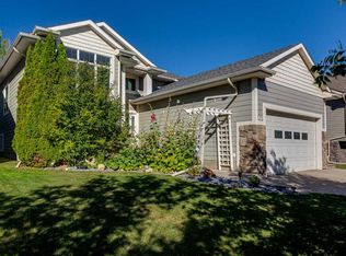 47 E Webster Dr, Red Deer, AB T4N 7G4