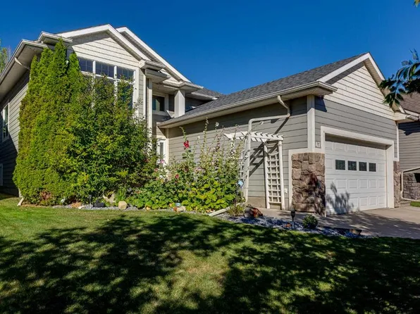 47 E Webster Dr, Red Deer, AB T4N 7G4