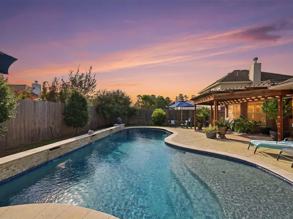 22943 Creekside Willow Dr, Tomball, TX 77375
