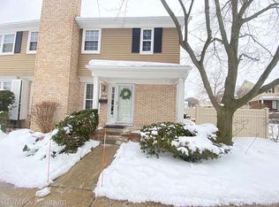 20830 W Glen Haven Cir, Northville, MI
