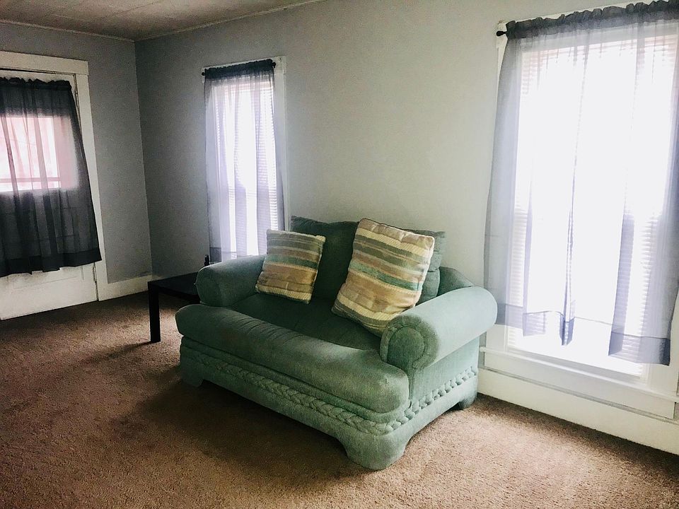 1st image of 512 1/2 Rockwell St Unit B