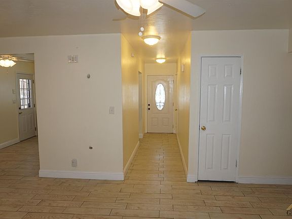 5th image of 2724 Tangerine St