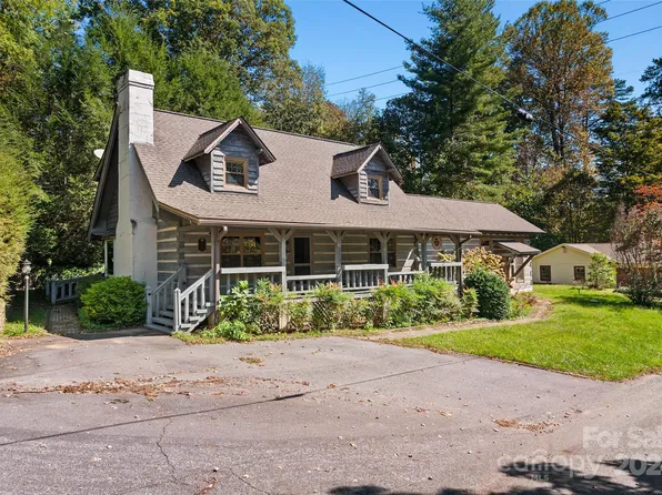 210 Cokesbury Cir, Lake Junaluska, NC 28745