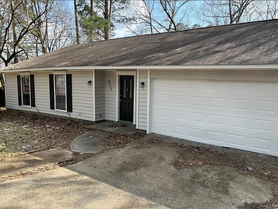 633 Briarcliff Cir