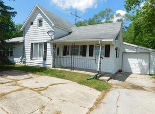 29170 Pokagon St, Dowagiac, MI 49047