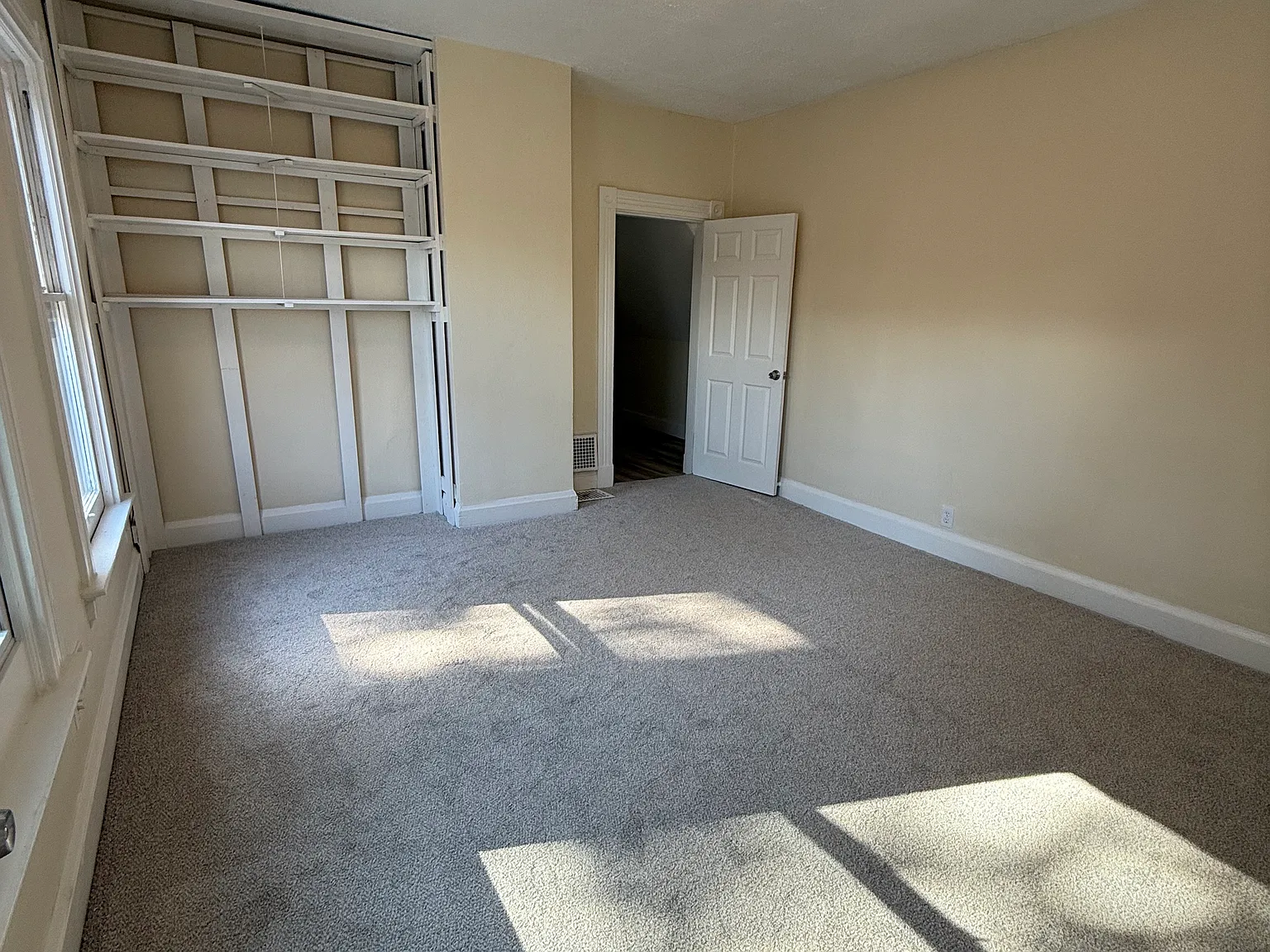 113 W 66th St, Cincinnati, OH 45216 — Photo 4