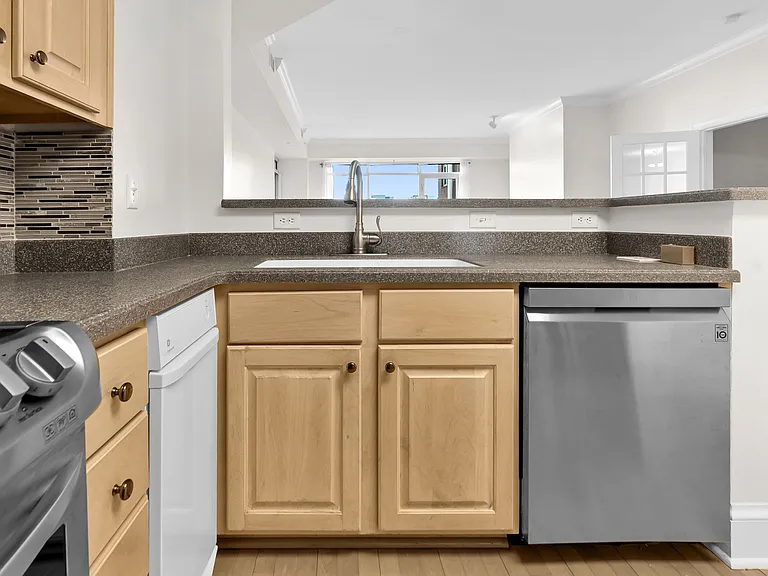 510 Glenwood Ave #510 — Photo 36