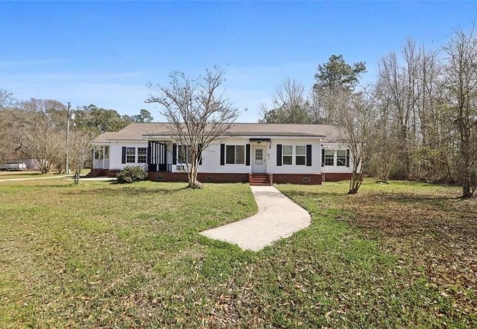 1st image of 17485 Cardinal Ln