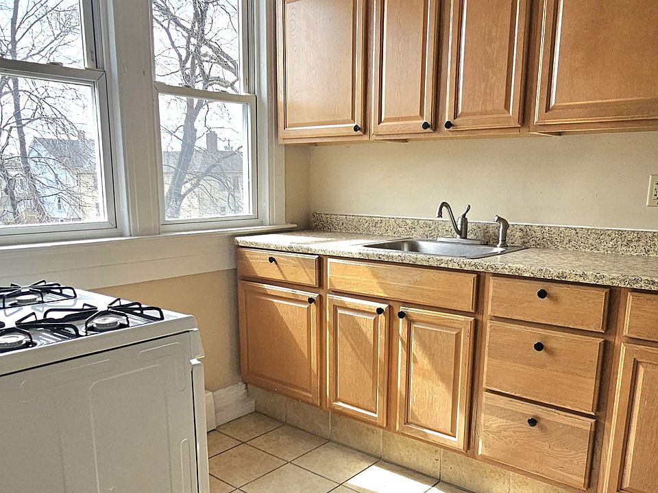 1st image of 292 Elm St #6A