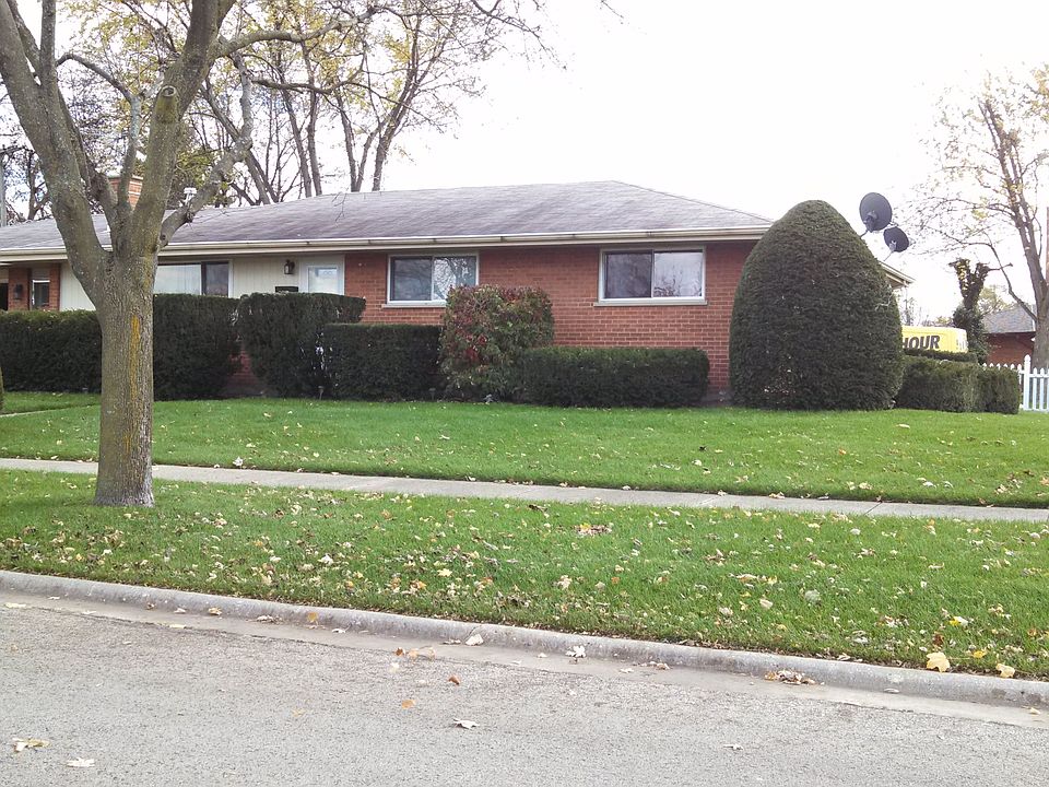2nd image of 311 W Millers Rd