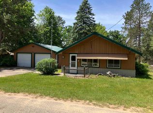 6439 Oak St, Gladwin, MI 48624