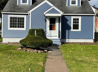 33 Ruggles St, Rochester, NY 14612