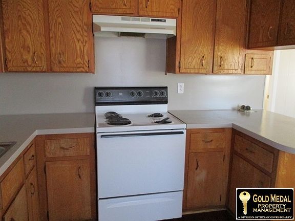 4th image of 804 Pecan Cir #A