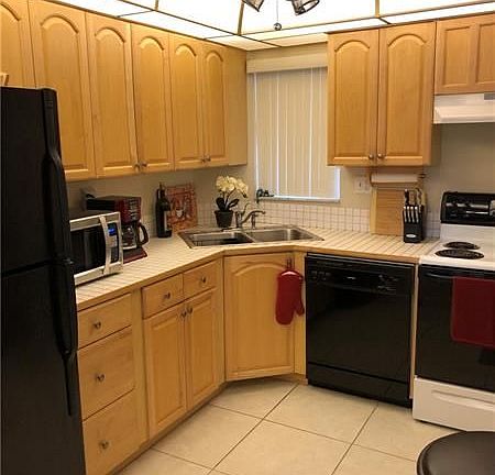 3rd image of 8900 Washington Blvd #205-B