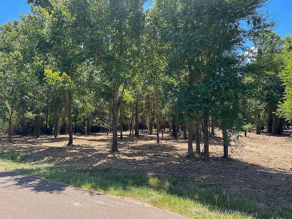 1st image of 9005 County Road 476 S