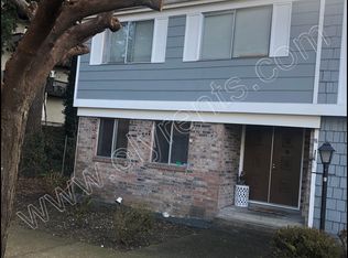 8644 Onyx Dr SW UNIT E, Tacoma, WA 98498