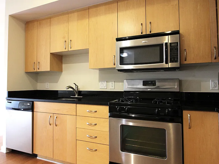 475 K St NW #1022 — Photo 10