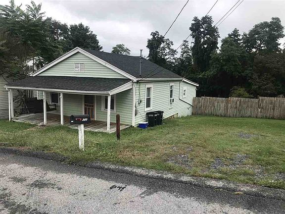 2nd image of 305 Hoover St