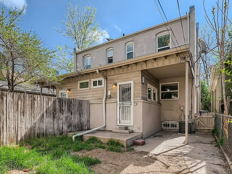 2343 Hooker St — Photo 19