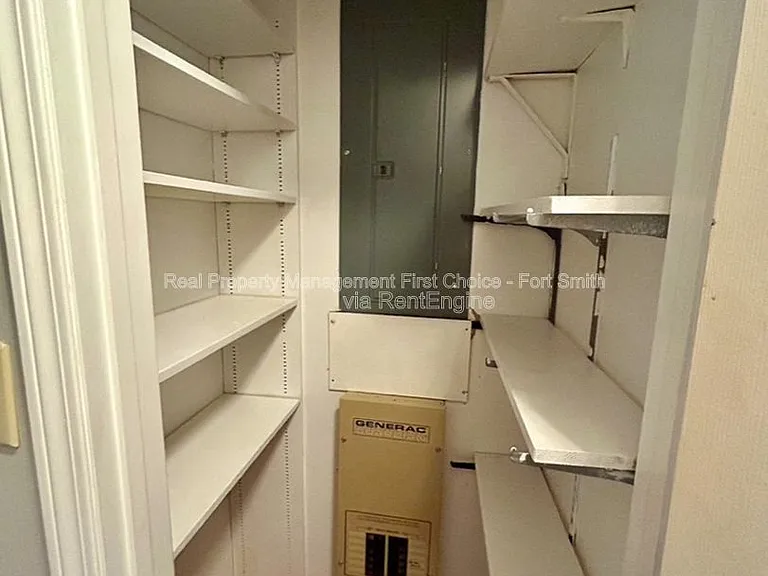 11912 Rye Hill Rd S — Photo 24