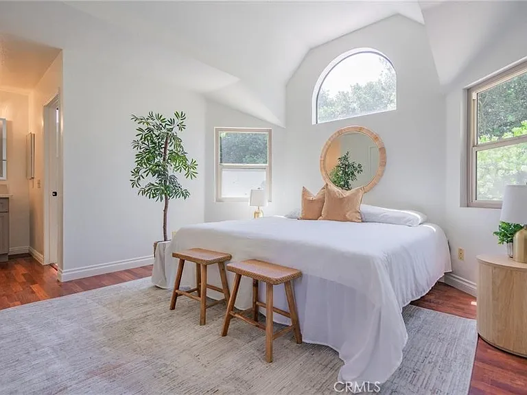 3050 La Paz Ln #C — Photo 7