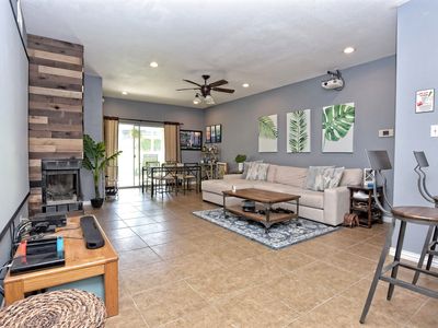 2450 Wickersham Ln APT 105, Austin, TX, 78741