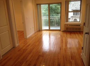 8265 116th St #5, Richmond Hill, NY 11418