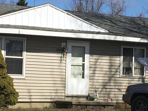 2nd image of 2461 Lawrence Dr