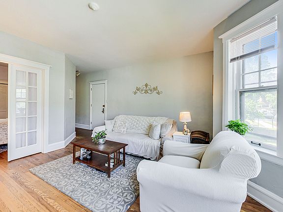 5th image of 204 N Kenilworth Ave #1