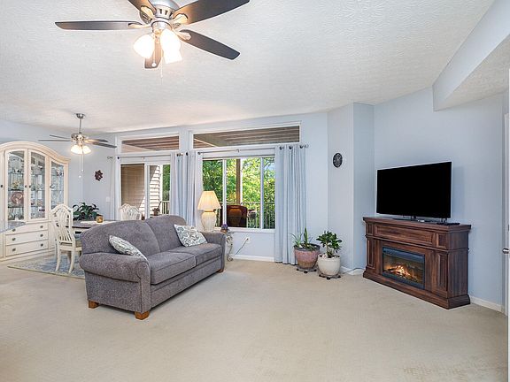 5th image of 1444 Taramore Dr #203