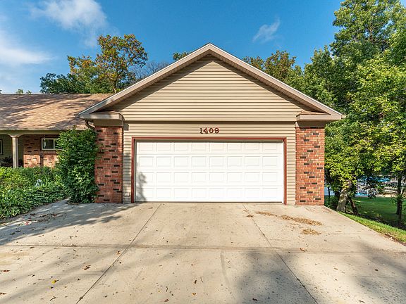 5th image of 1409 Hoot Lake Dr