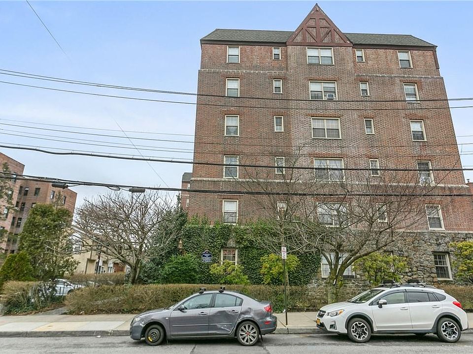 1st image of 155 Centre Avenue #1C