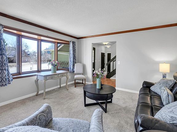 5th image of 4057 Niblick Dr