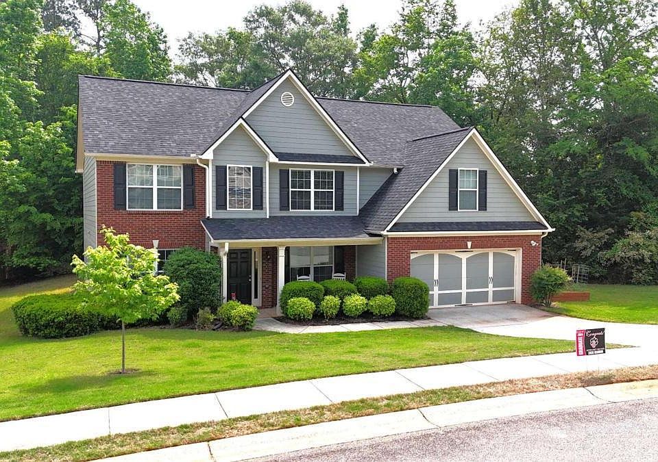 1st image of 621 River Rock Cir