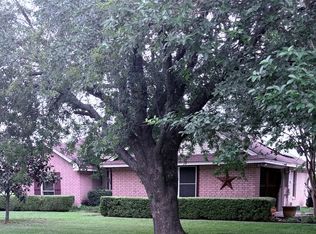 202 Castleridge Dr, Red Oak, TX 75154