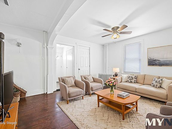3rd image of 665 Nasby Pl