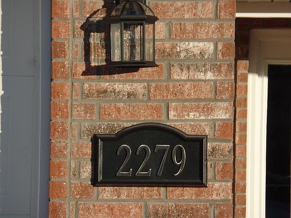3rd image of 2279 Aspen