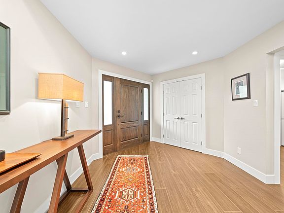 2nd image of 10131 Hollywell Dr