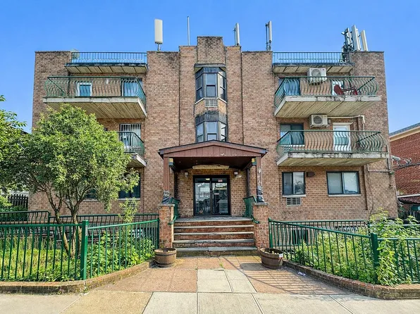 13014 60th Ave APT 2E, Flushing, NY 11355