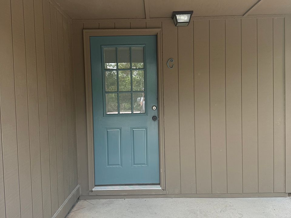 Entrance with covered patio