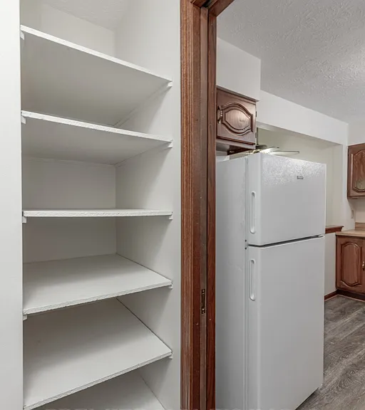 153 E Jones St #C — Photo 5
