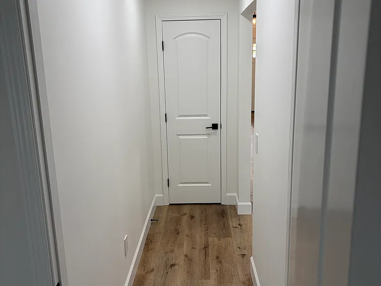 Master Hall / Closet