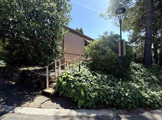 135 Lily Ave, Auburn, CA 95603