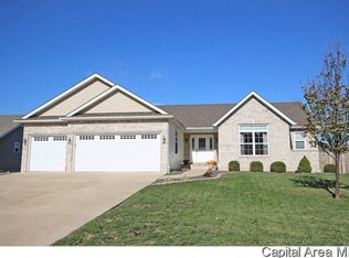 455 Meredith Dr, Sherman, IL 62684