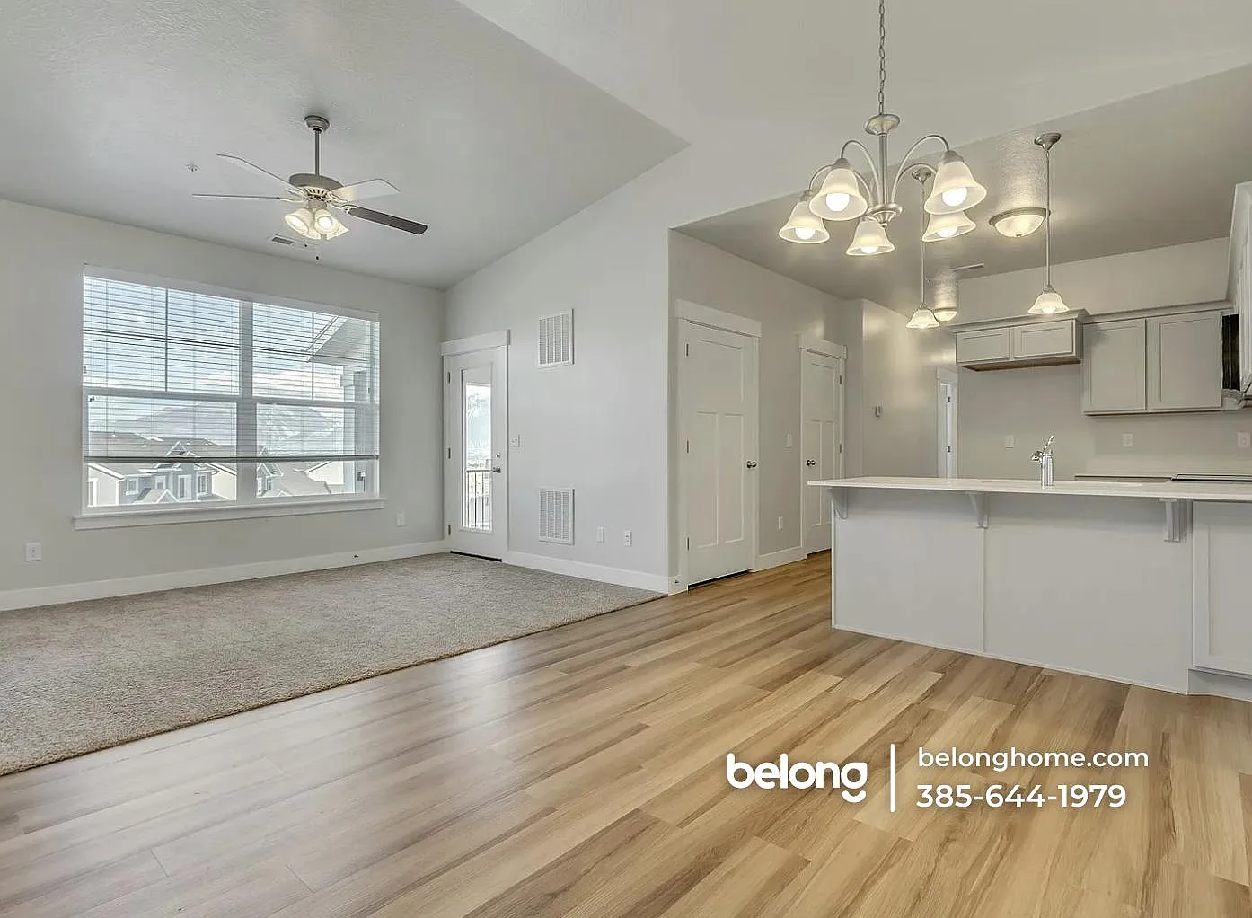 3 bed, 2.0 bath, 1294 sqft, $1,745 — Photo 2