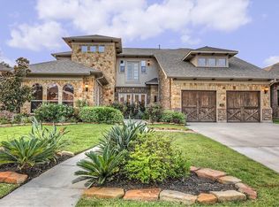 136 Silverstone Ln, Conroe, TX 77384