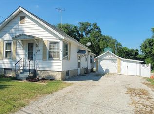 109 Edwards St, Cahokia, IL 62206