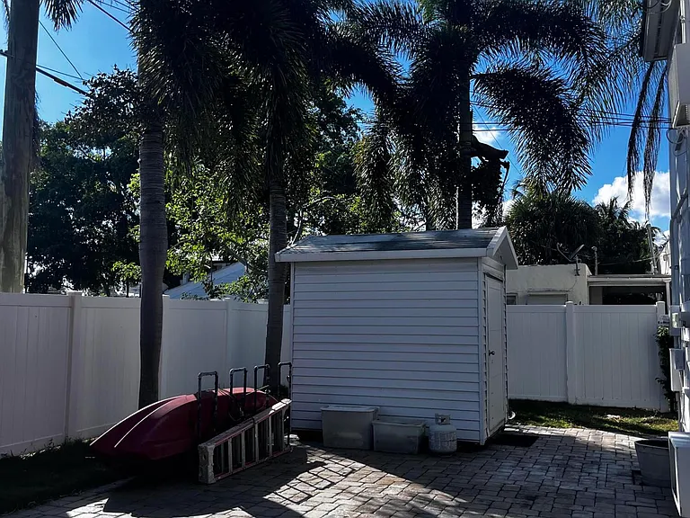 224 Conniston Rd #2-1 — Photo 9