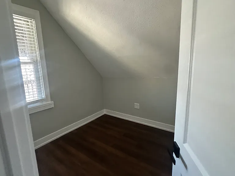 3040 W Medill Ave #3 — Photo 14