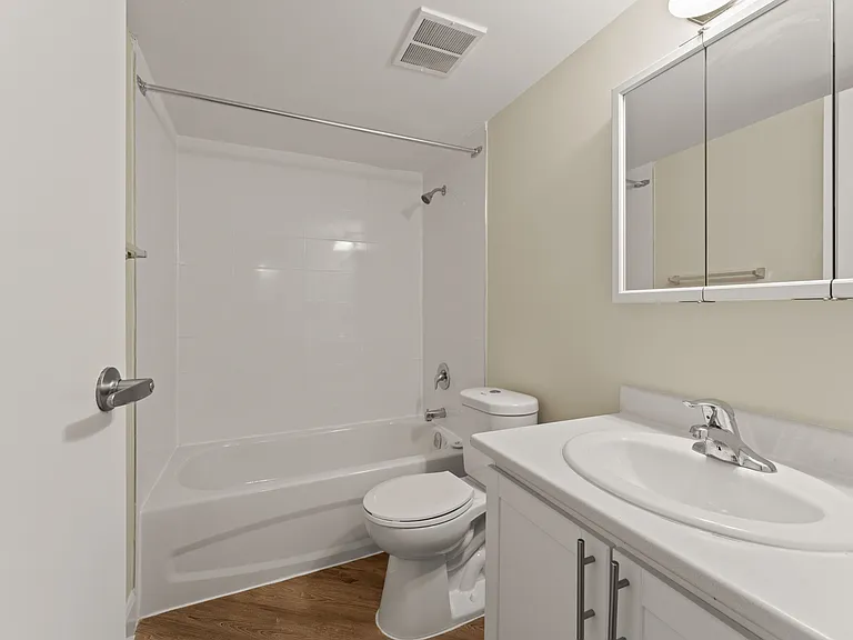 1330 Lauzon Rd — Photo 16